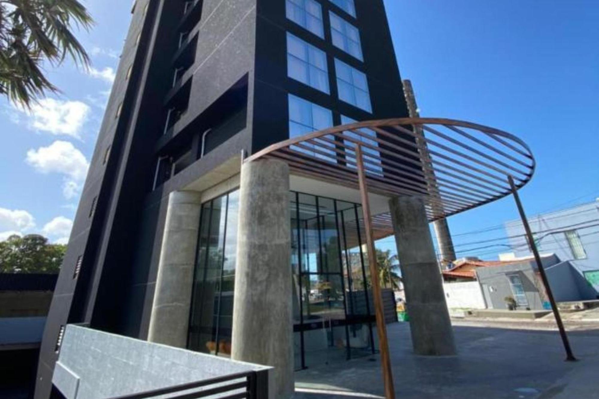 9006 Hotel